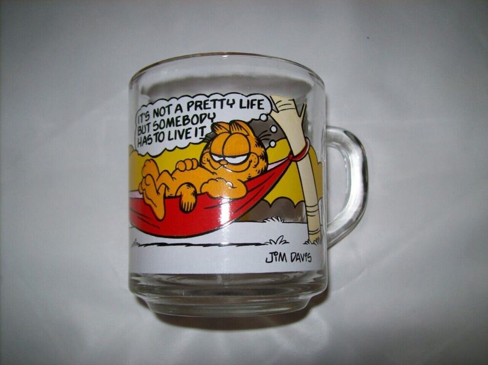 Garfield Odie Glass Mug McDonalds 1978 Hammock -111236